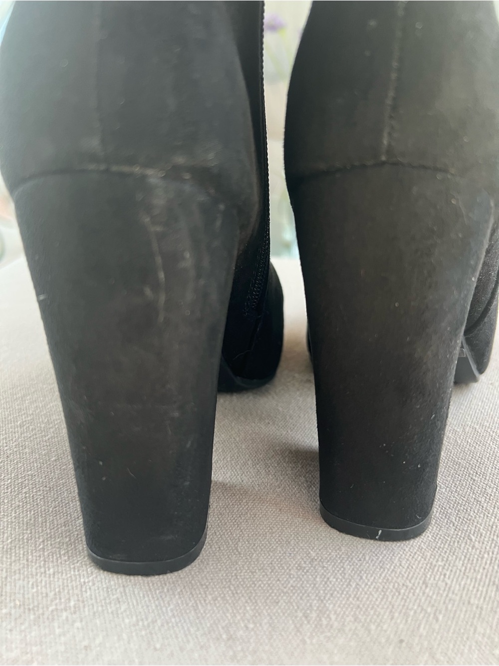 Bamboo Women's Suede-like Black Ankle Boots Block Heel - Picture 4 of 6